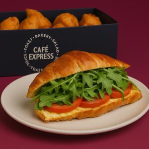 Croissant & Egg (20 Pieces)