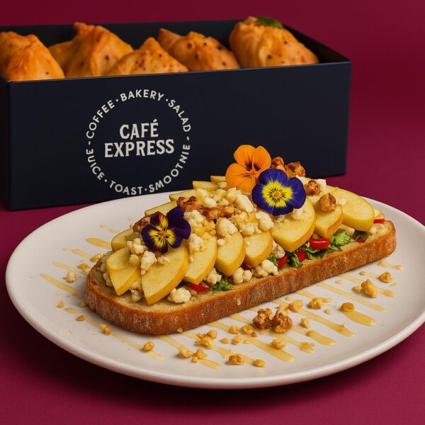 Pear & Goat Cheese Toast (20 Pieces)